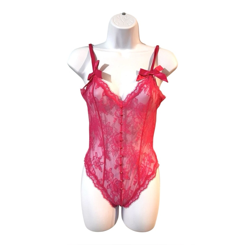 Victoria's Secret Very Sexy Unlined Rose Lace Triangle Teddy XS NWT